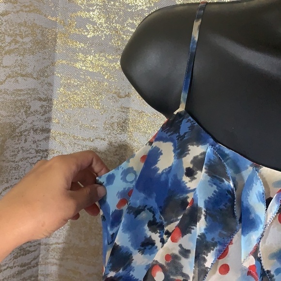 Kensie multicolour sleeveless semi-sheer ruffle neck blouse size L - Picture 3 of 10